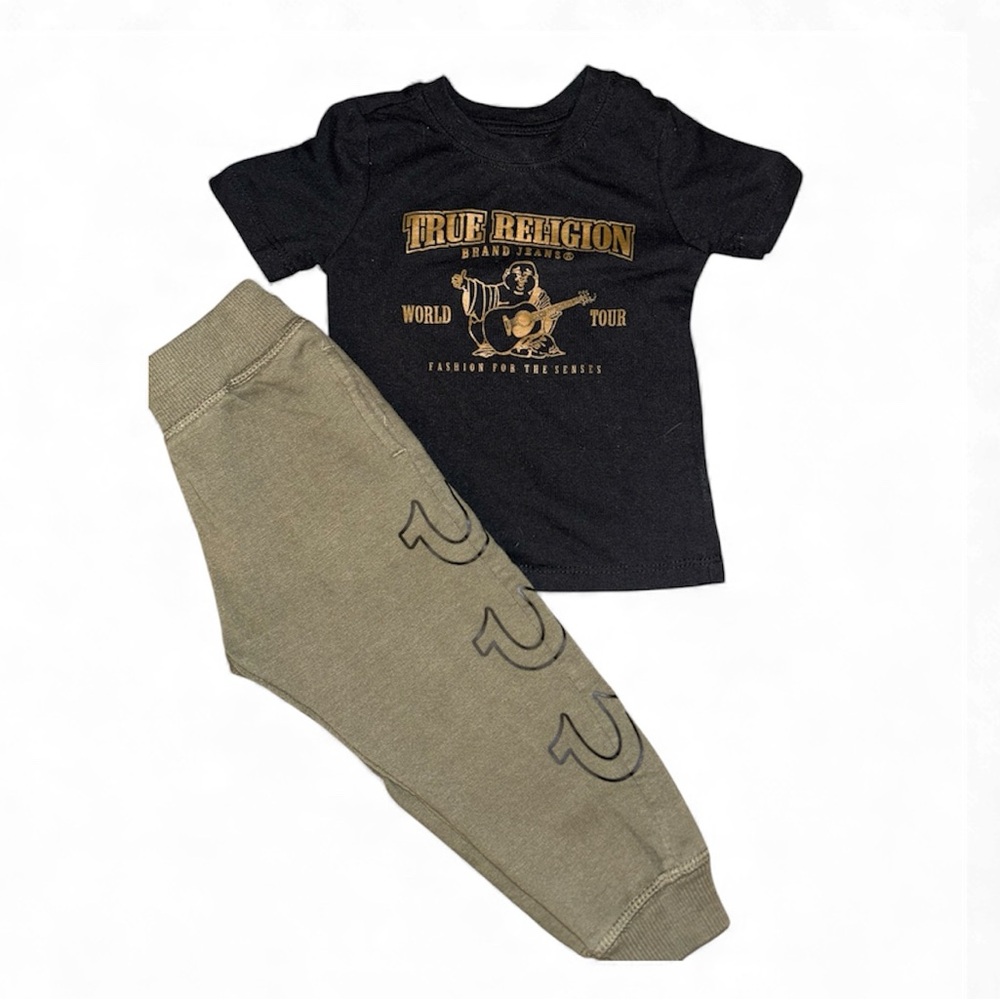 True Religion Black and Olive Graphic Set